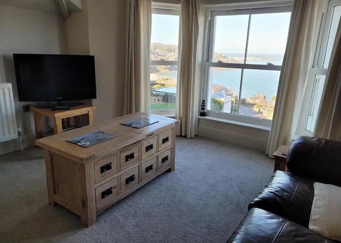 Fairfield Sea View Apartment